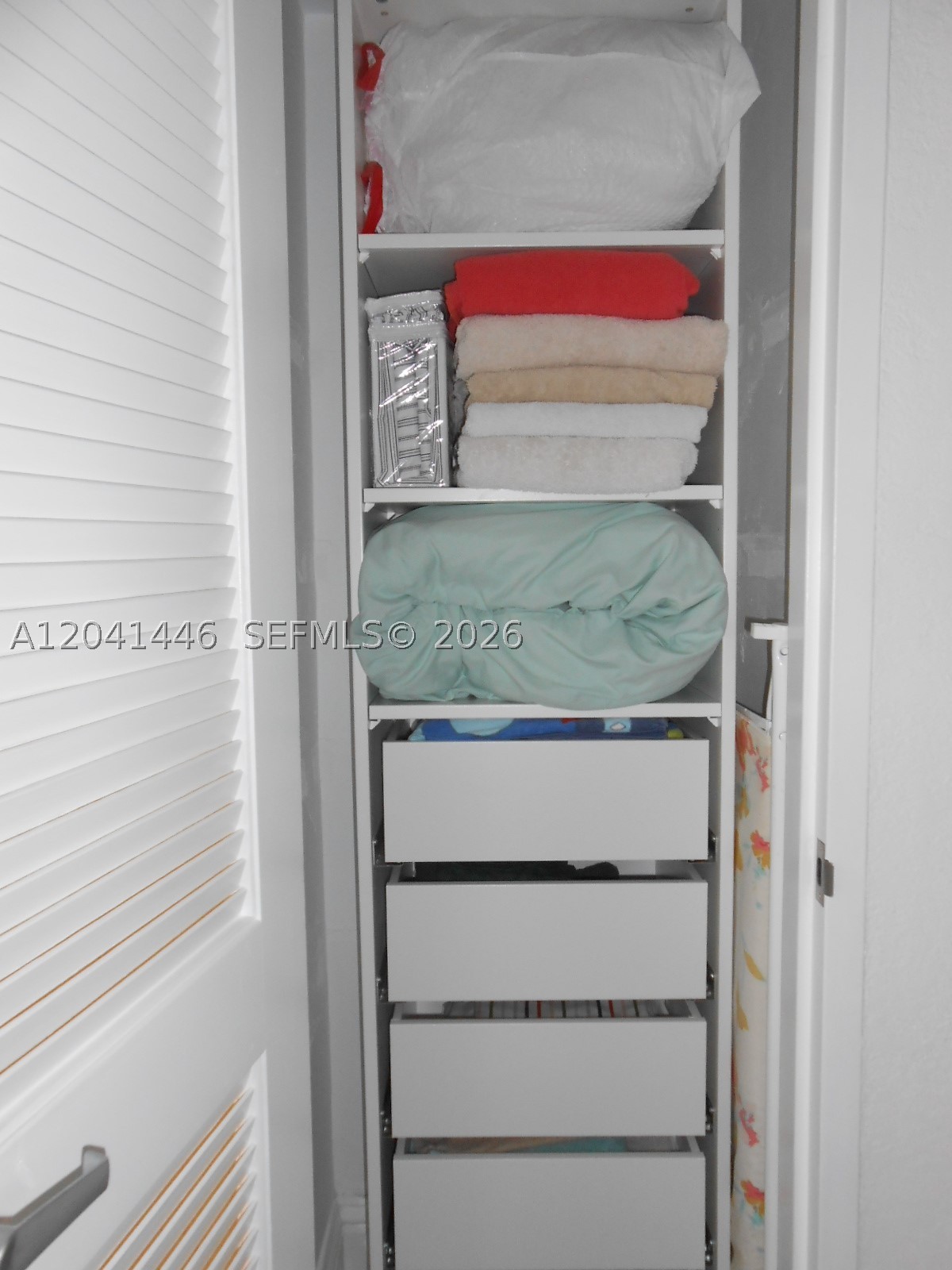 The Wave Condo - Residential Lease