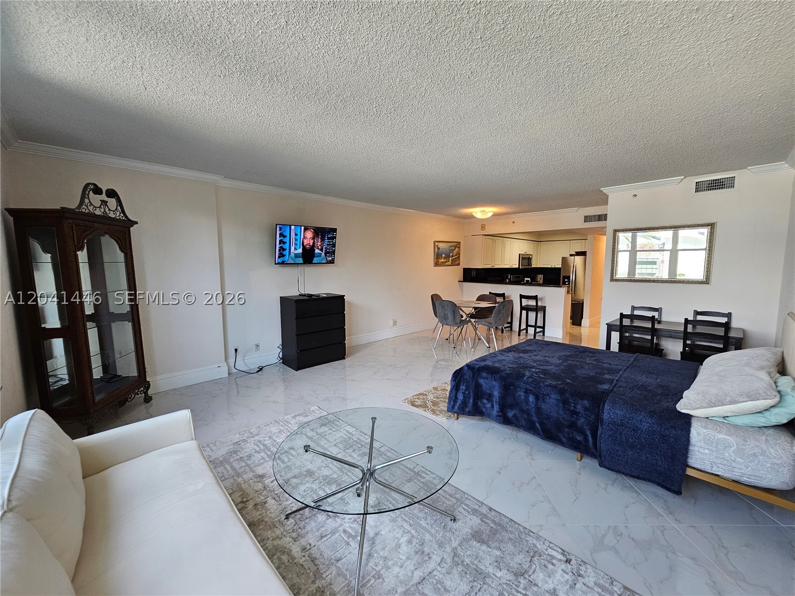 The Wave Condo - Residential Lease
