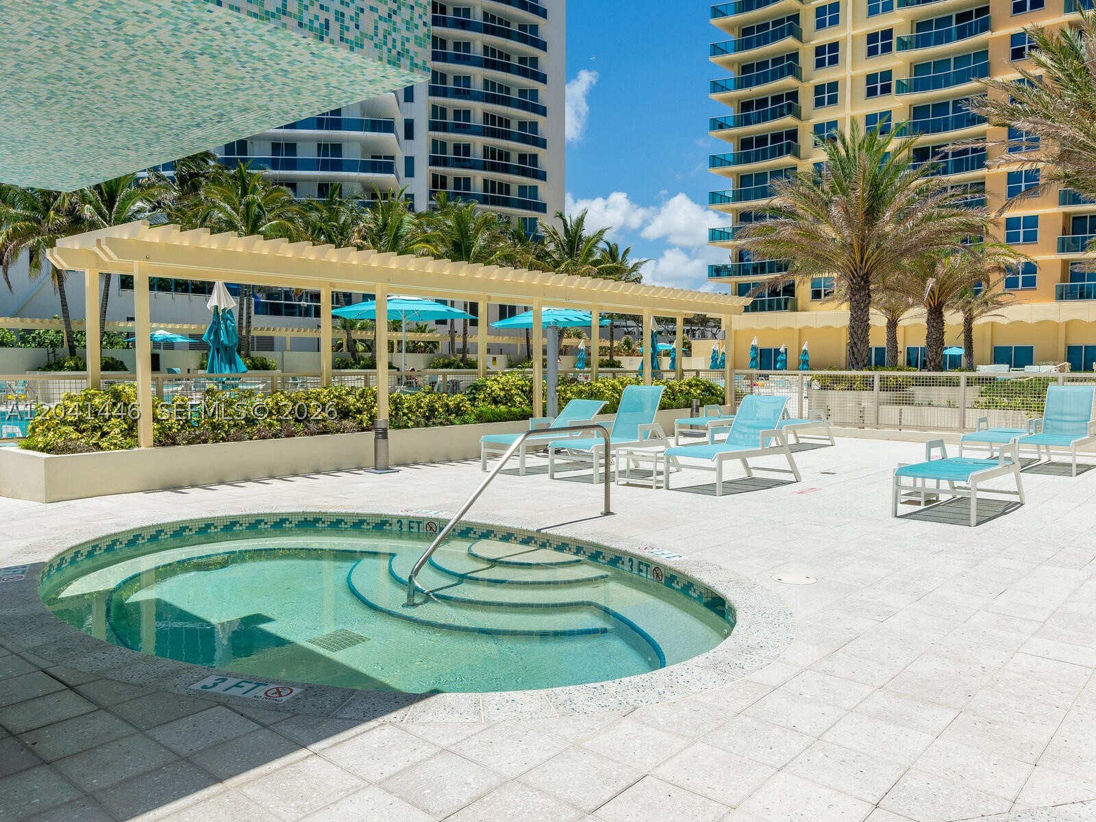 The Wave Condo - Residential Lease