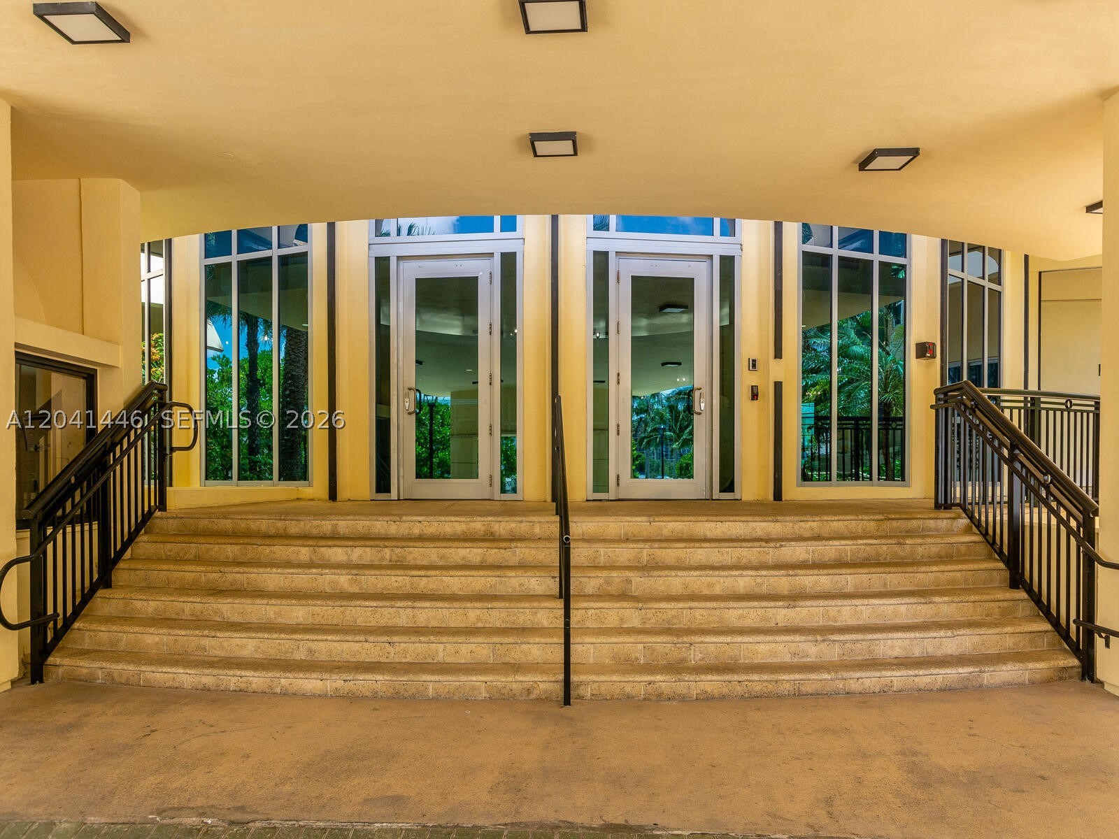 The Wave Condo - Residential Lease