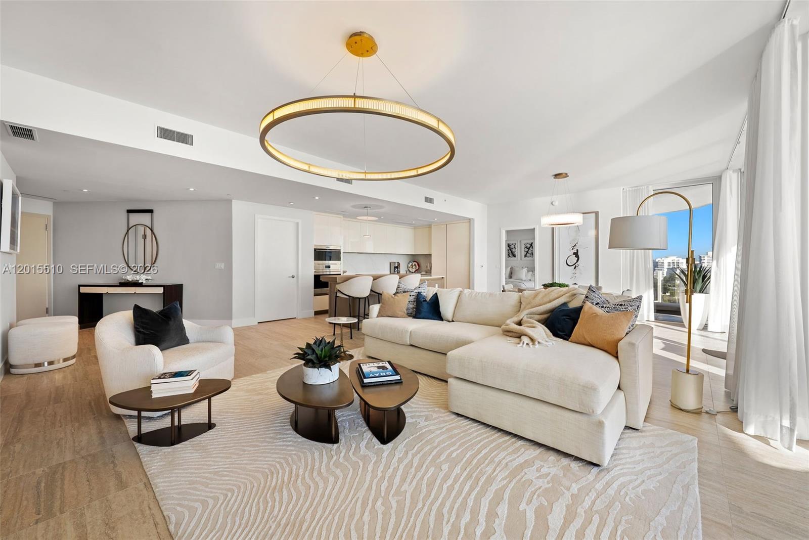 Four Seasons - Residential