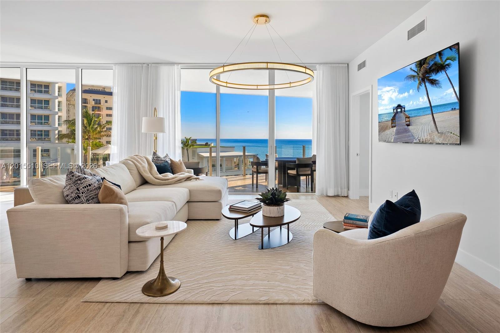 Four Seasons - Residential