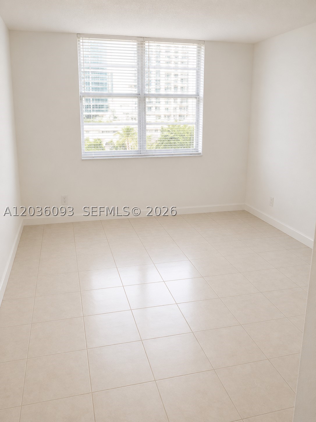 AQUASOL CONDO - Residential