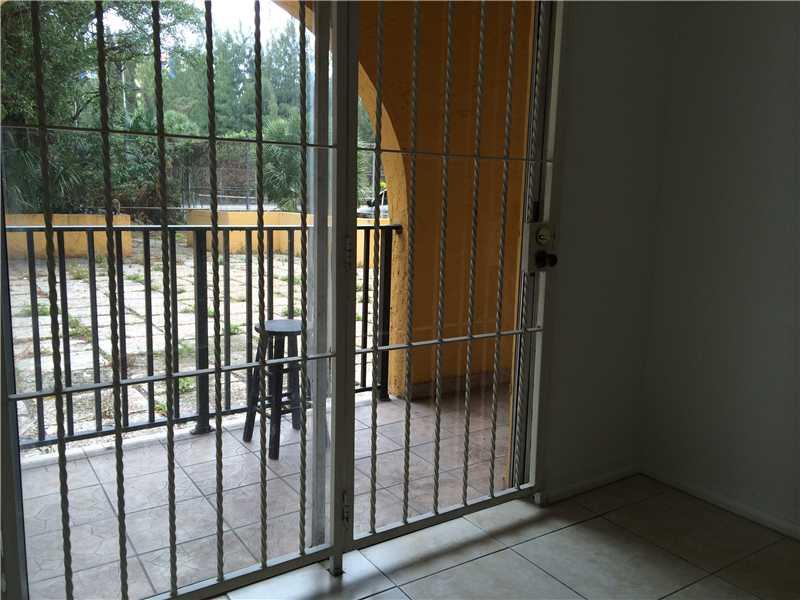 SUNSET VILLAS - Residential Lease