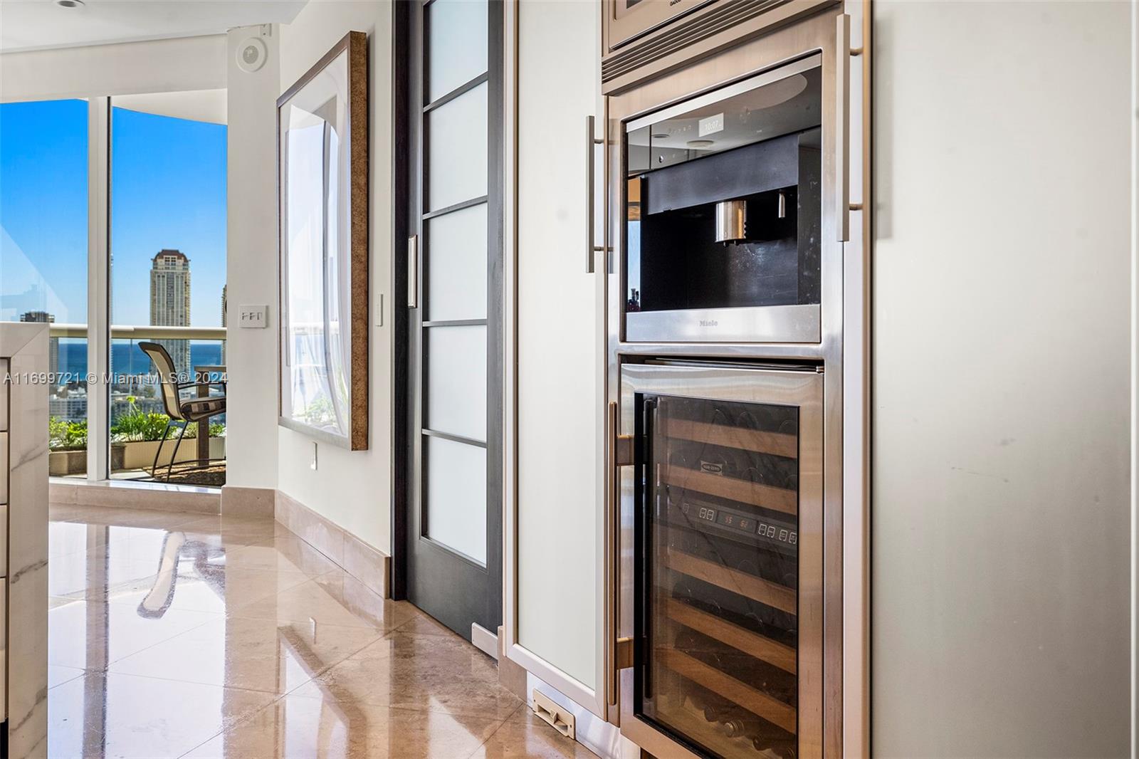 BELLAMARE @ WILLIAMS ISLA - Residential
