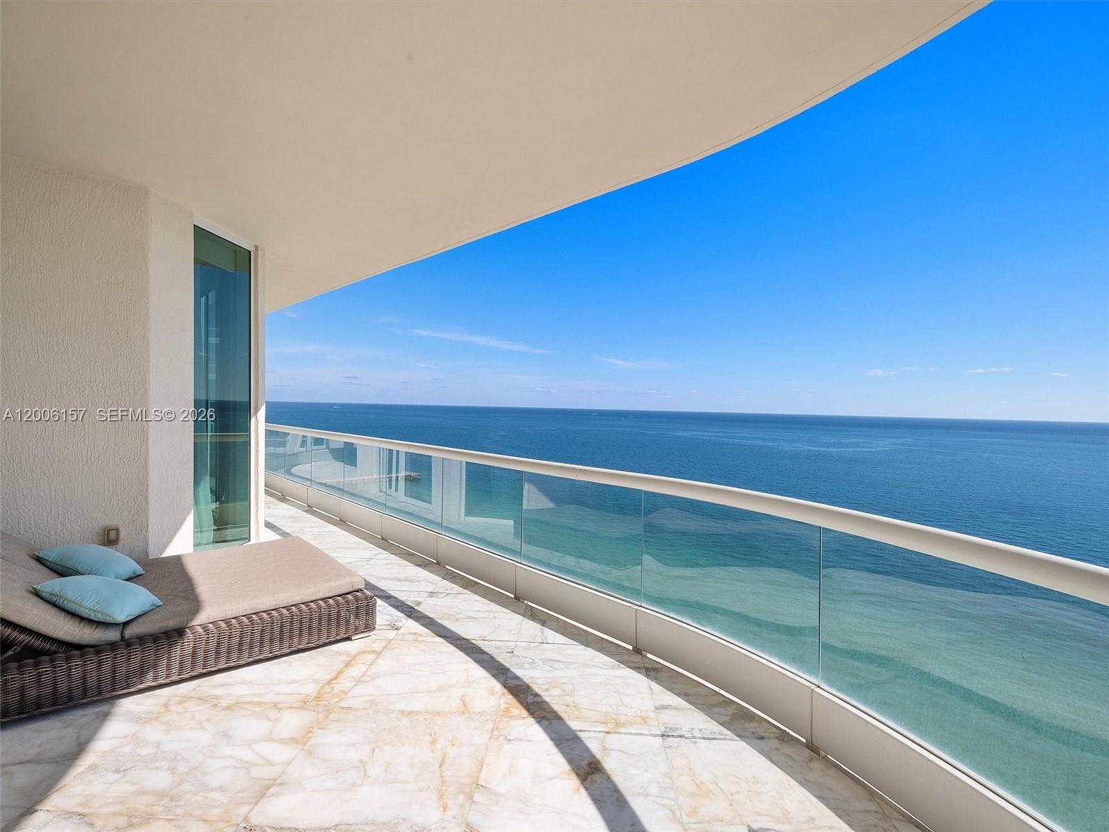 TURNBERRY OCEAN - Residential