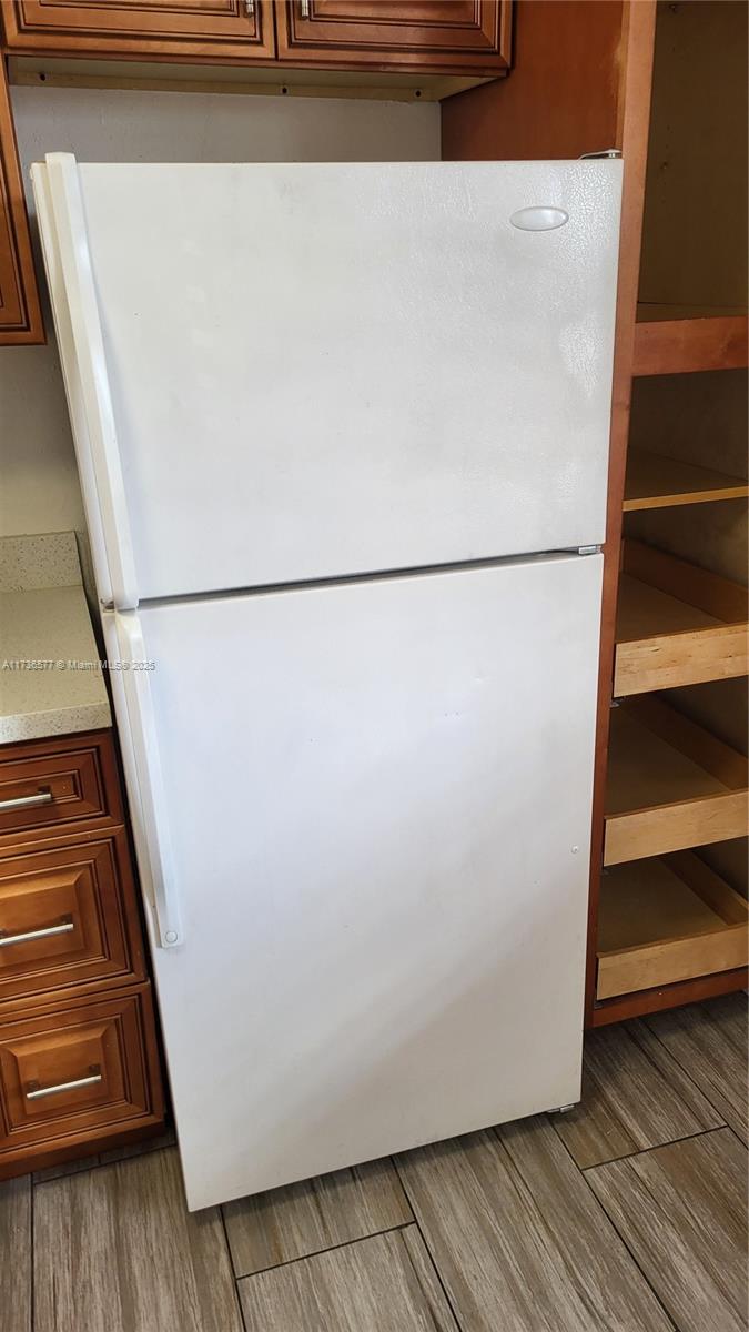 FIRST MOORINGS CONDO - Residential Lease