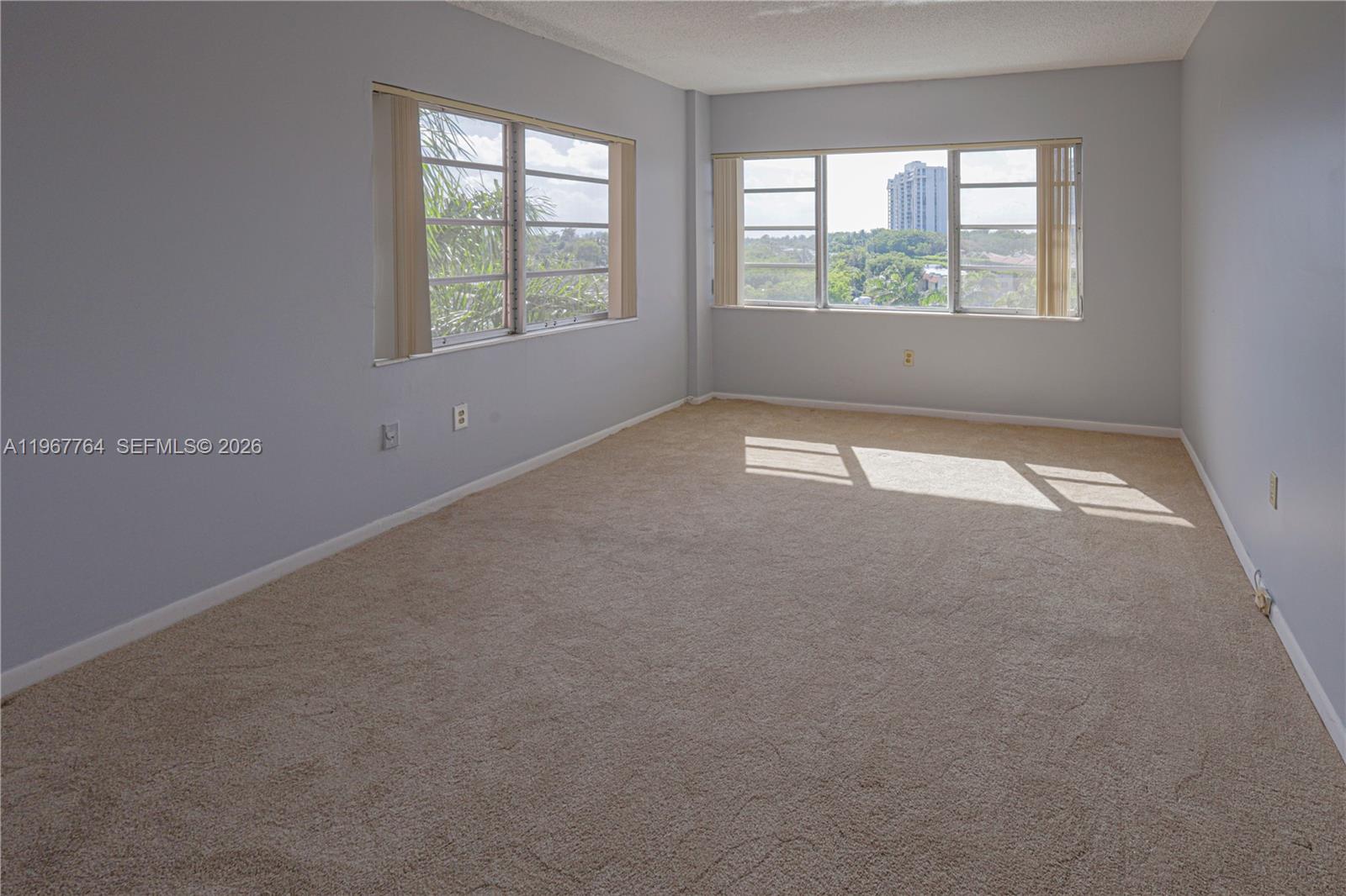 THE SHORES CONDO - Residential