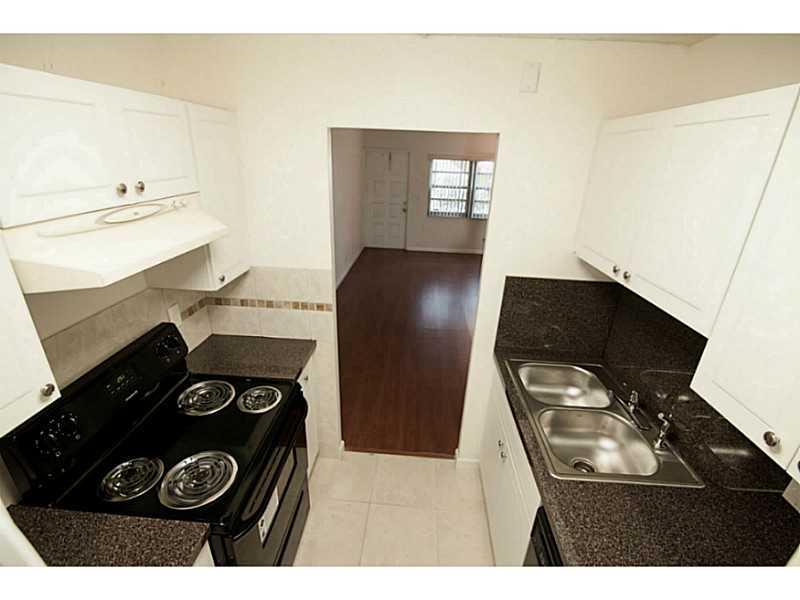 LAKEWOOD VILLAGE OF CORAL - Residential Lease