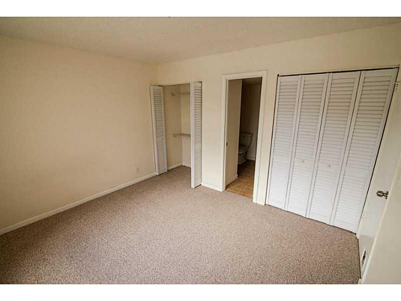 LAKEWOOD VILLAGE OF CORAL - Residential Lease