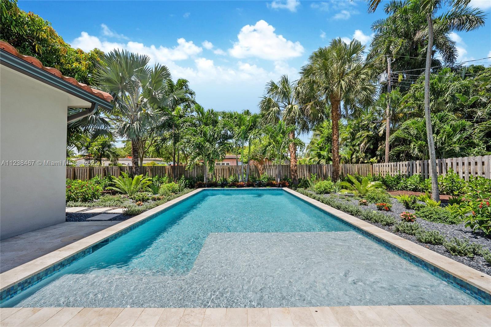 OAKLAND PARK 2ND ADD-RESU - Residential