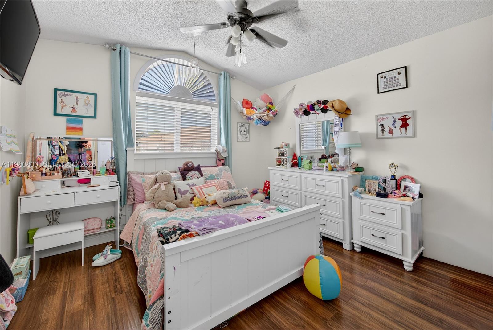 WESTWIND LAKES SEC 4 - Residential