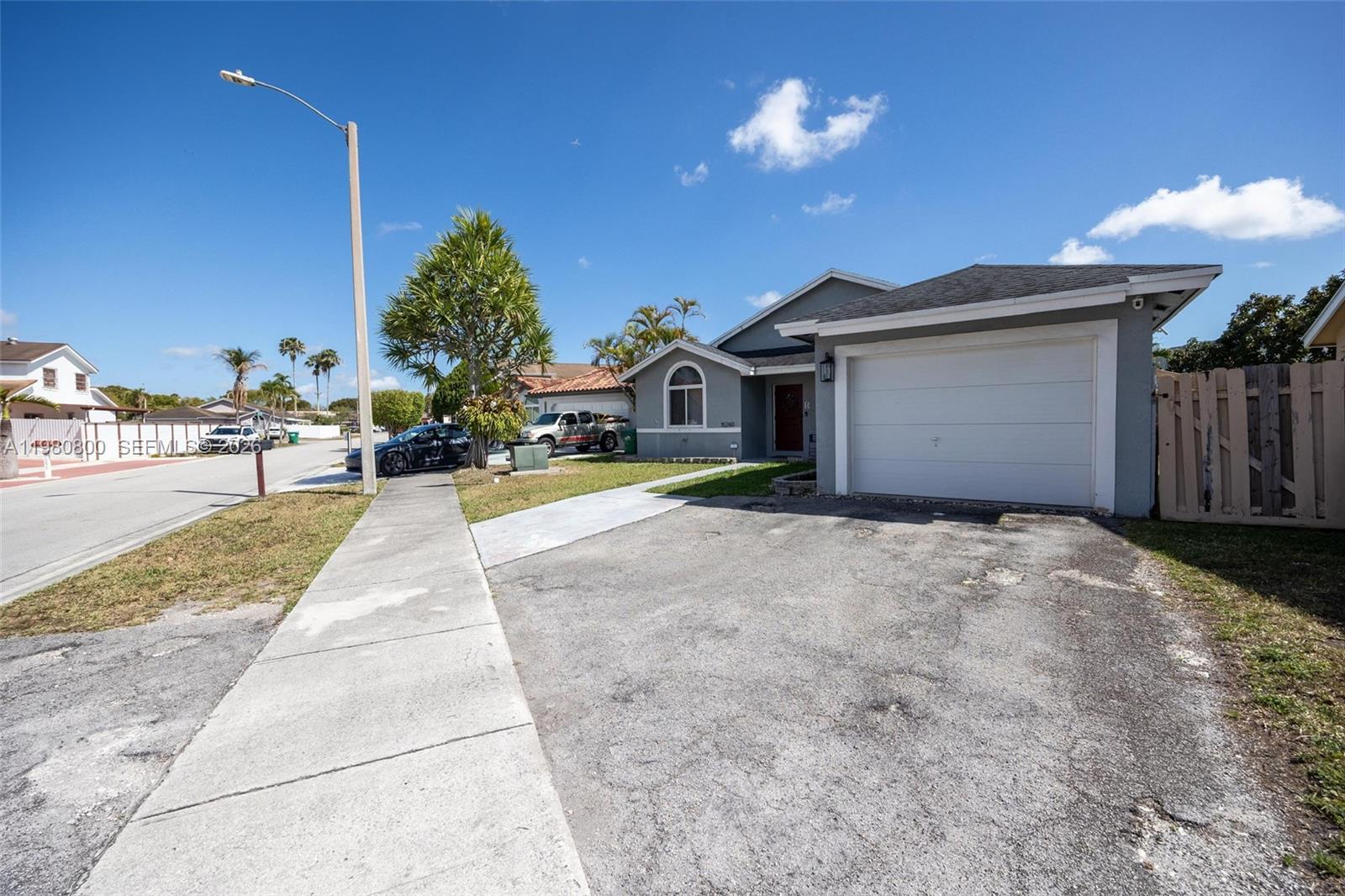 WESTWIND LAKES SEC 4 - Residential