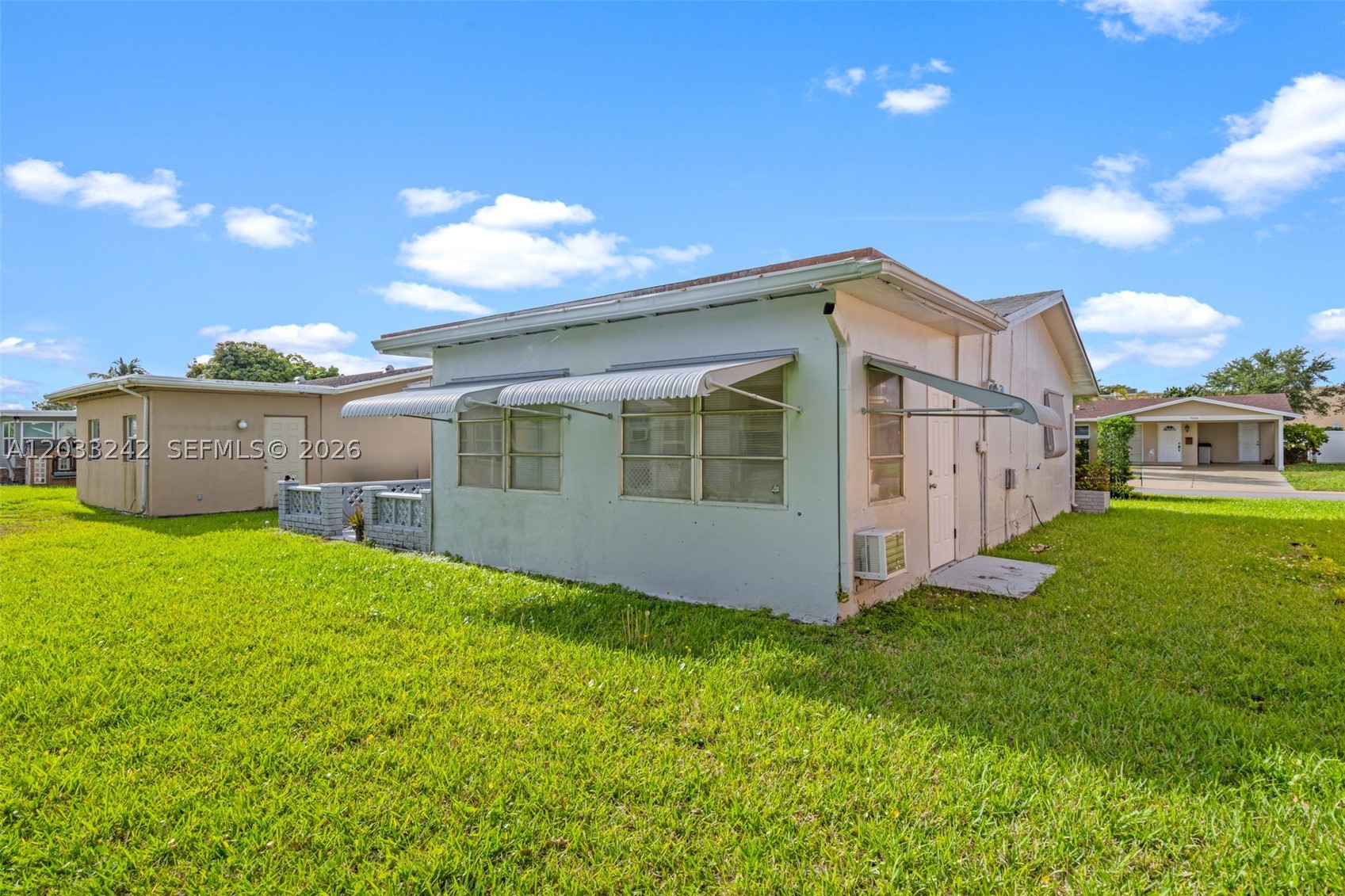 MAINLANDS OF TAMARAC LAKE - Residential Lease