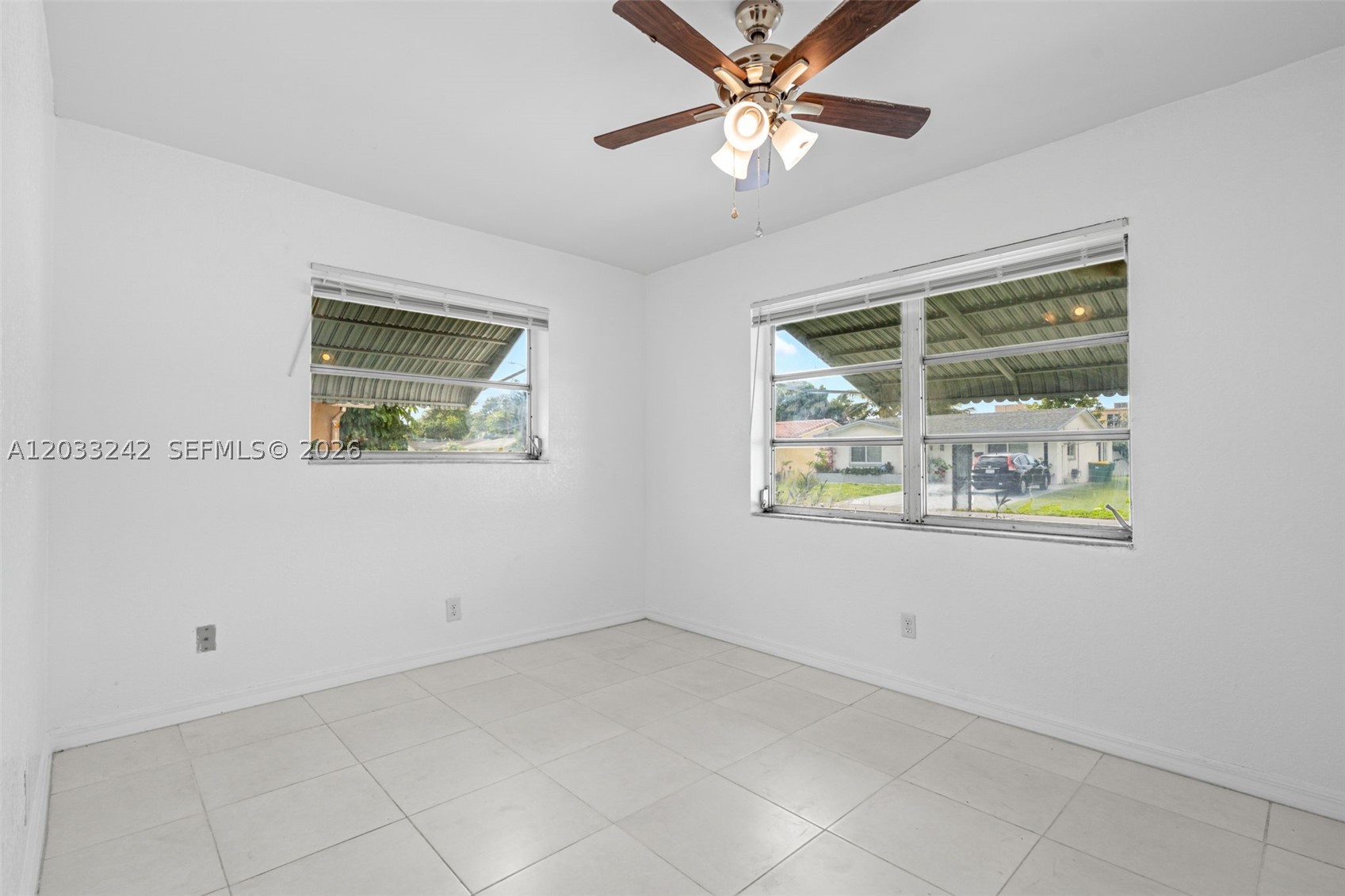 MAINLANDS OF TAMARAC LAKE - Residential Lease