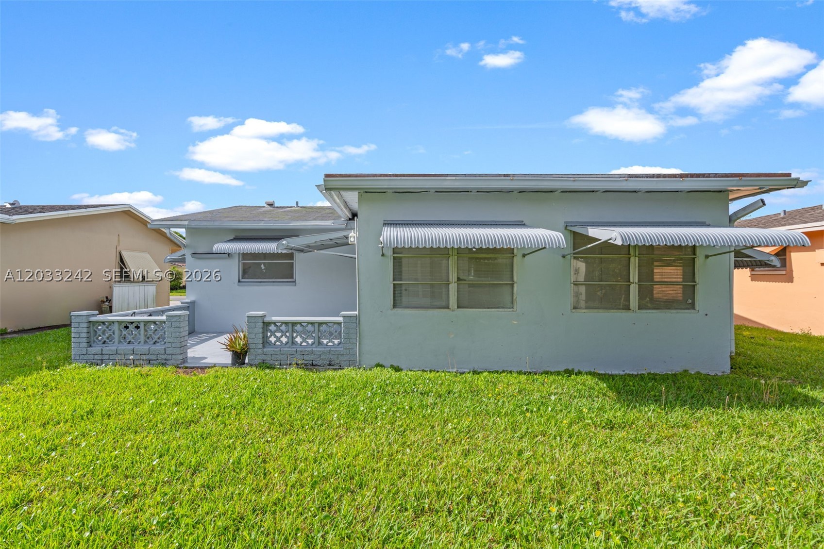 MAINLANDS OF TAMARAC LAKE - Residential Lease