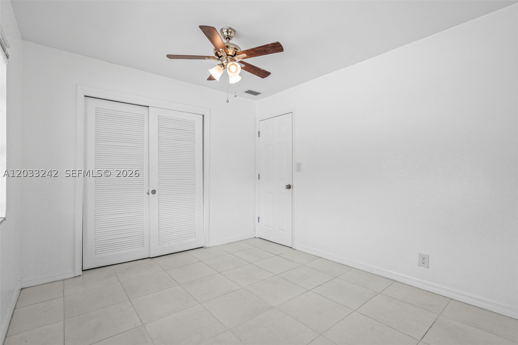 MAINLANDS OF TAMARAC LAKE - Residential Lease