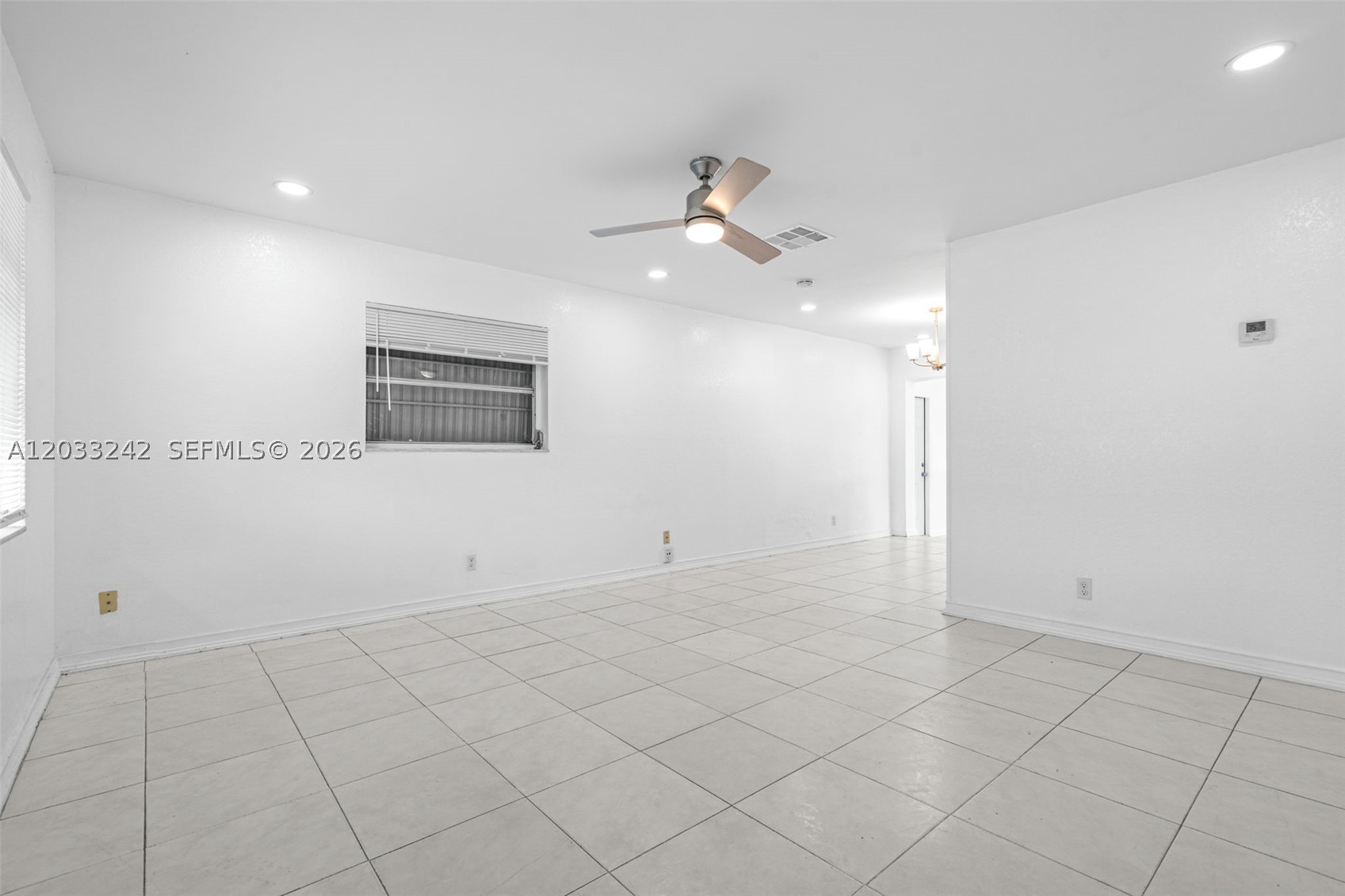 MAINLANDS OF TAMARAC LAKE - Residential Lease