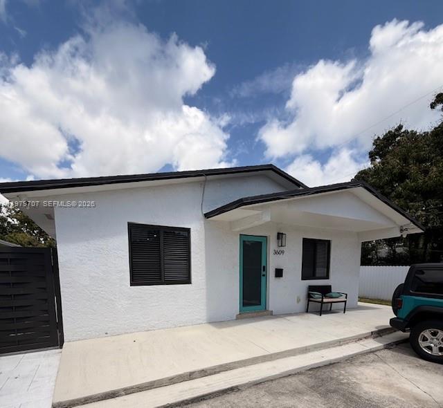 Beautifully newly updated 3-bedroom, 2-bath duplex in an exceptional location that truly lives like a single-family home. This bright and spacious residence features new flooring, freshly finished walls, a brand-new kitchen, and two completely brand-new bathrooms, along with fresh paint throughout, creating a modern and comfortable living environment. Hurricane-impact windows throughout provide both security and quiet enjoyment in this peaceful Coral Gables setting. The primary bedroom includes a private ensuite bathroom, offering comfort and privacy. 

The home also features a separate dining room and a large laundry room with full-size washer and dryer, plus additional space for storage. Step outside to a fenced outdoor area perfect for relaxing or enjoying time outdoors.

Located in one of the most desirable and convenient areas, just 5 minutes from Coral Gables,  7 minutes to Coconut Grove. Nearby is Miami International Airport, and the University of Miami. Enjoy nearby green space for walking your dog or take a short stroll to a new neighborhood dog park.

This is truly one of the best rental opportunities available in the area.