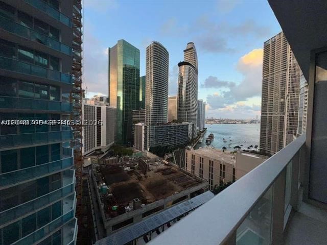 Beautifully designed one-bedroom, one-bath residence in one of Miami’s newest luxury towers, Residence 1704
showcases elegant modern finishes and a bright, open layout enhanced by floor-to-ceiling windows. The stylish
kitchen is appointed with premium appliances and sleek cabinetry, while the inviting bedroom and spa-inspired
bathroom offer a refined sense of comfort and sophistication. Residents enjoy access to an impressive 14th-floor
resort-style amenity deck featuring a heated pool, outdoor spa, private cabanas, summer kitchen, and lushly
landscaped lounge areas. Additional amenities include a cutting-edge sports simulator, elegant resident lounges,
wine room, private movie theater, gourmet market, and a fully equipped business center. The building provides 24-
hour valet, concierge, and security services, along with EV charging stations and thoughtfully designed pet-friendly
spaces. As a distinguished benefit, residents receive exclusive membership to the Grand Bay Club in Key Biscayne,
granting access to one of South Florida’s most prestigious private beachfront experiences.