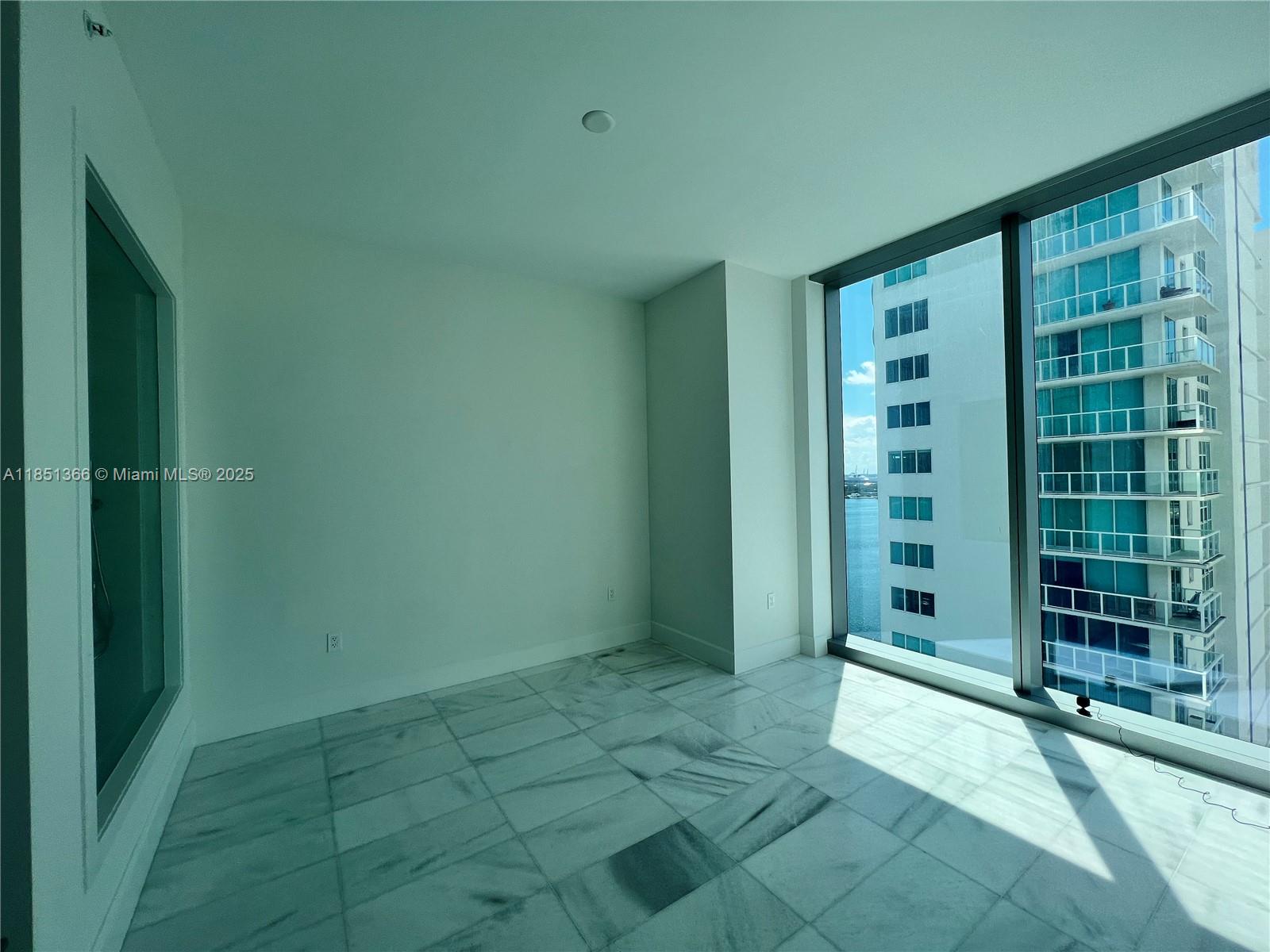 MISSONI BAIA - Residential Lease