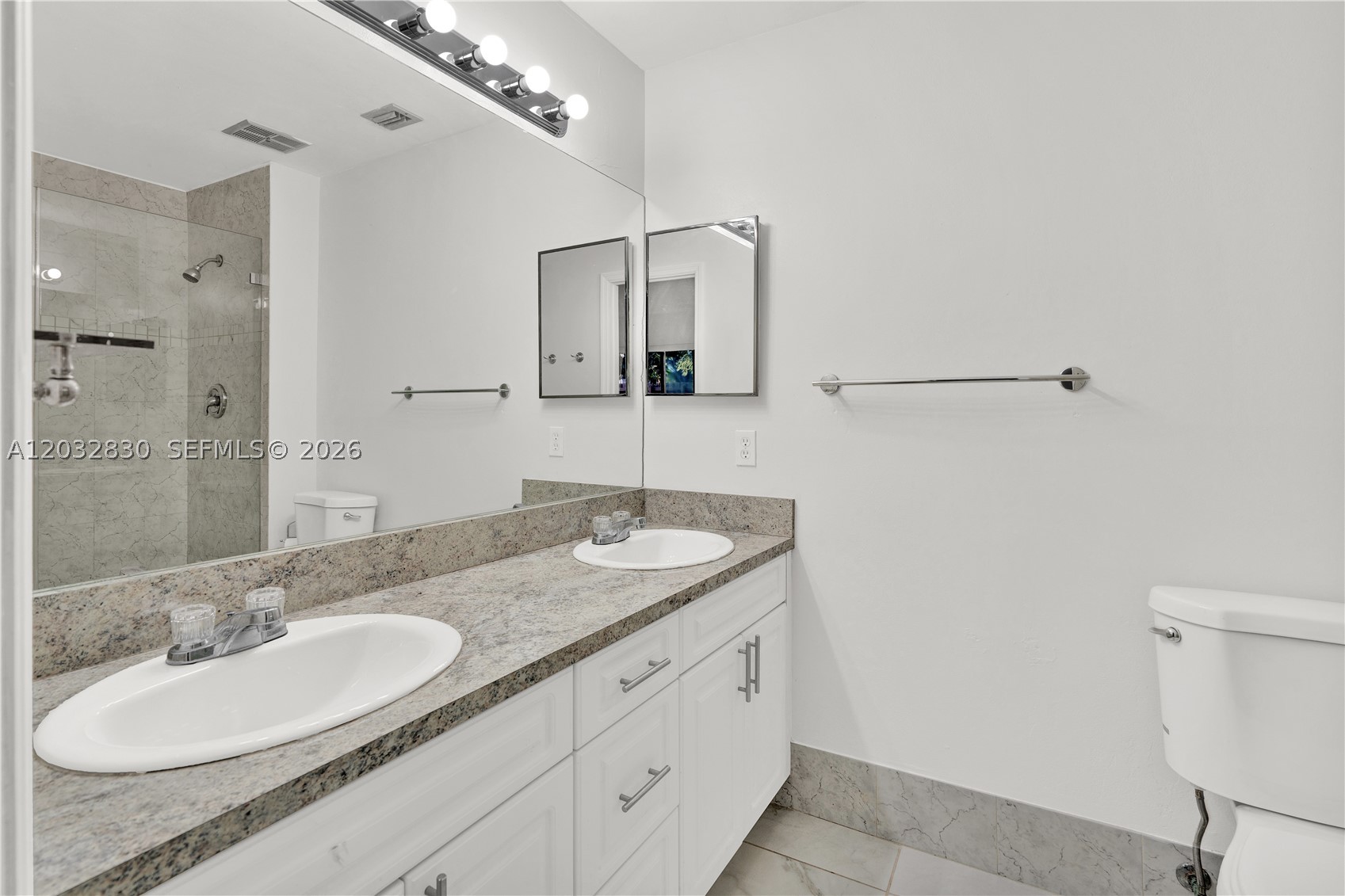 WOODGATE - Residential Lease