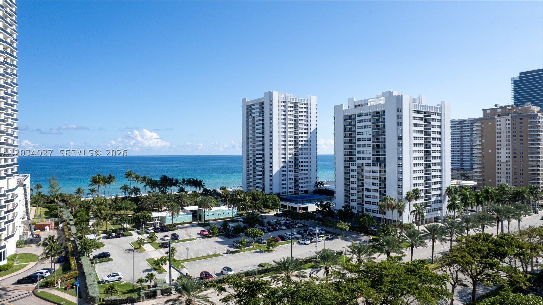 PLAZA TOWERS SOUTH CONDO - Residential