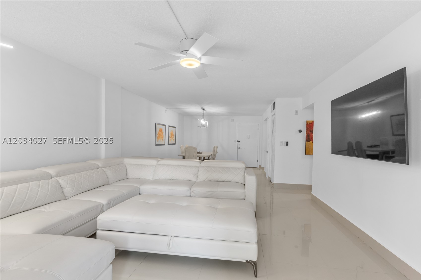 PLAZA TOWERS SOUTH CONDO - Residential