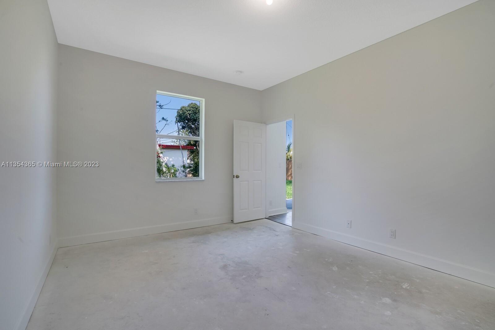 WORTHMORE PARK - Residential
