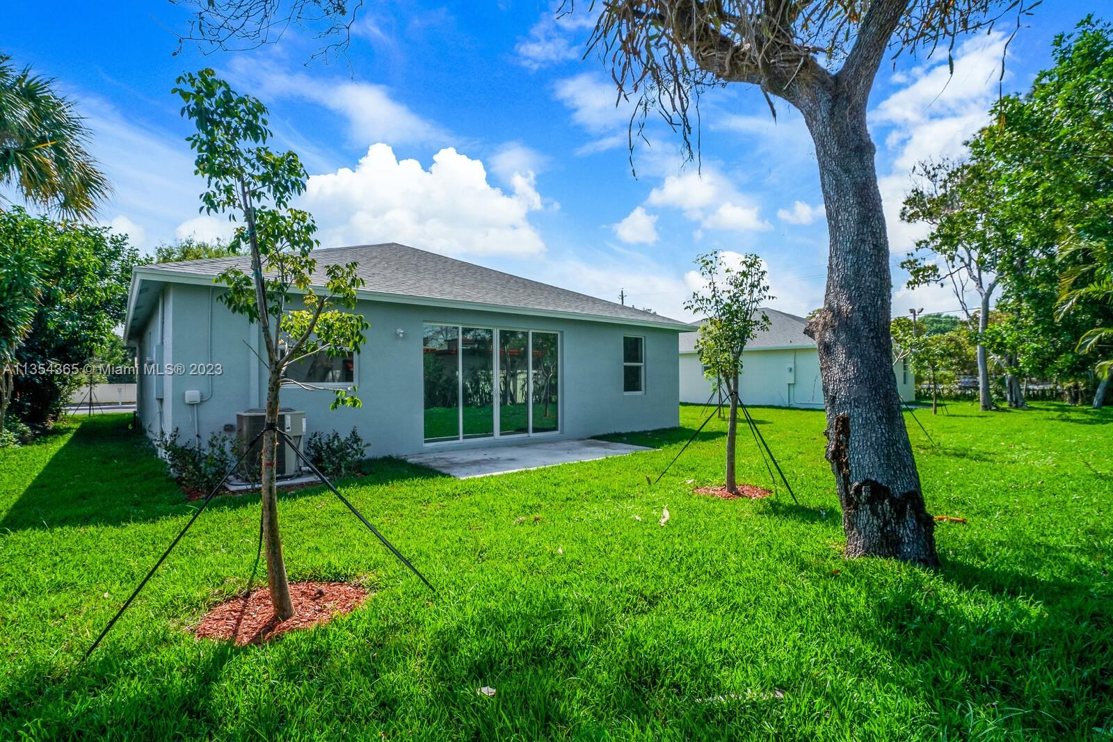 WORTHMORE PARK - Residential