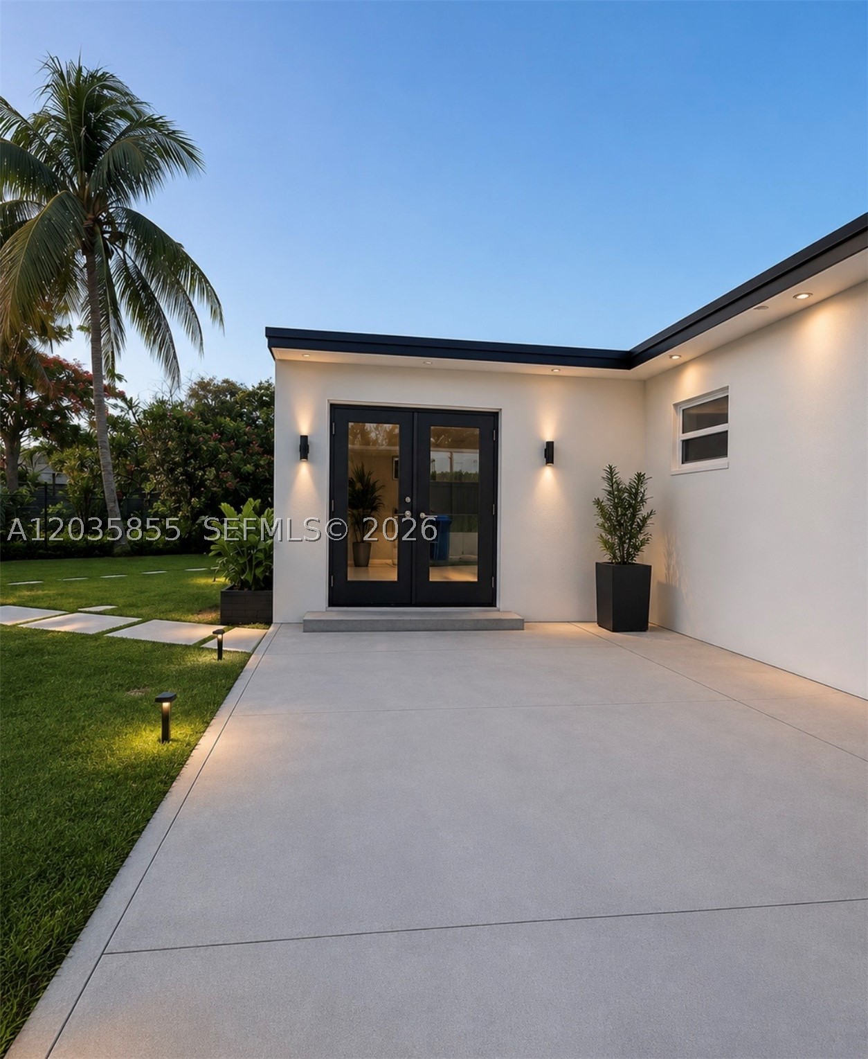 HOLLYWOOD TERRACE AMEN PL - Residential