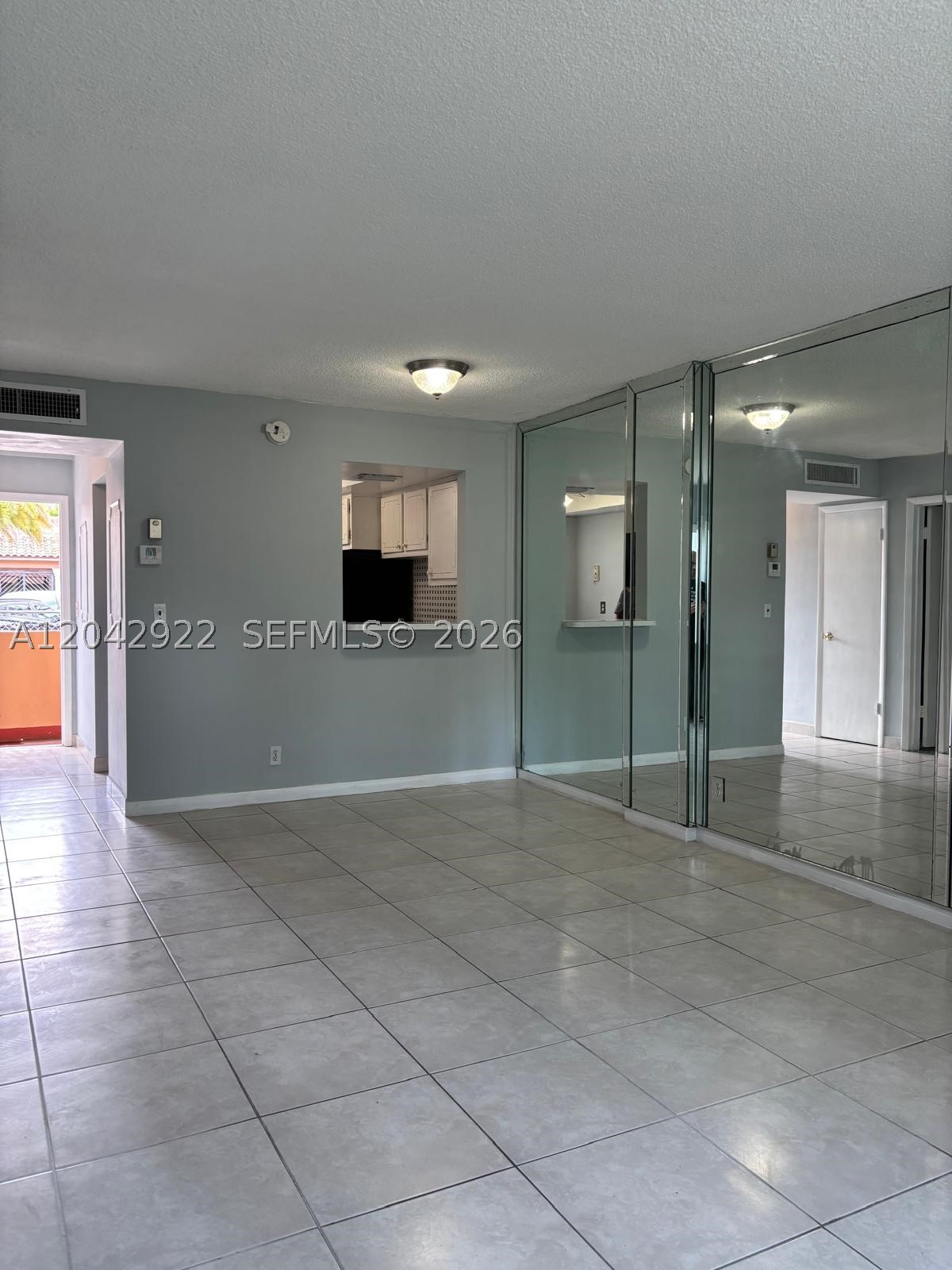 APRIL MIST CONDO - Residential