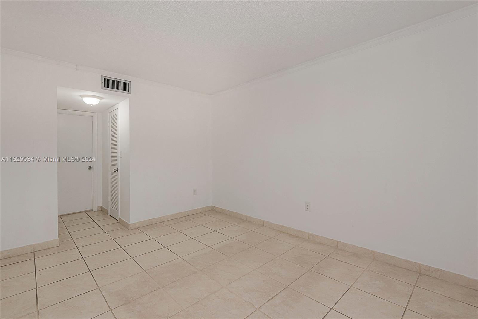 WESTCHESTER POINT CONDO - Residential Lease