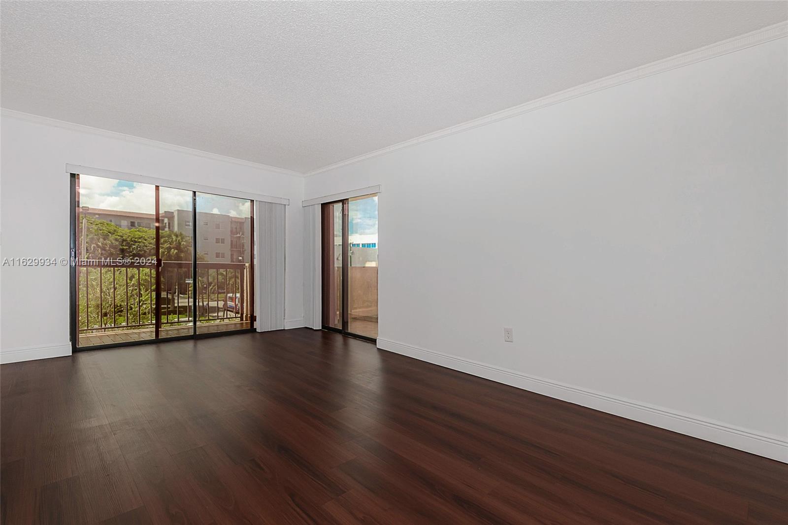 WESTCHESTER POINT CONDO - Residential Lease