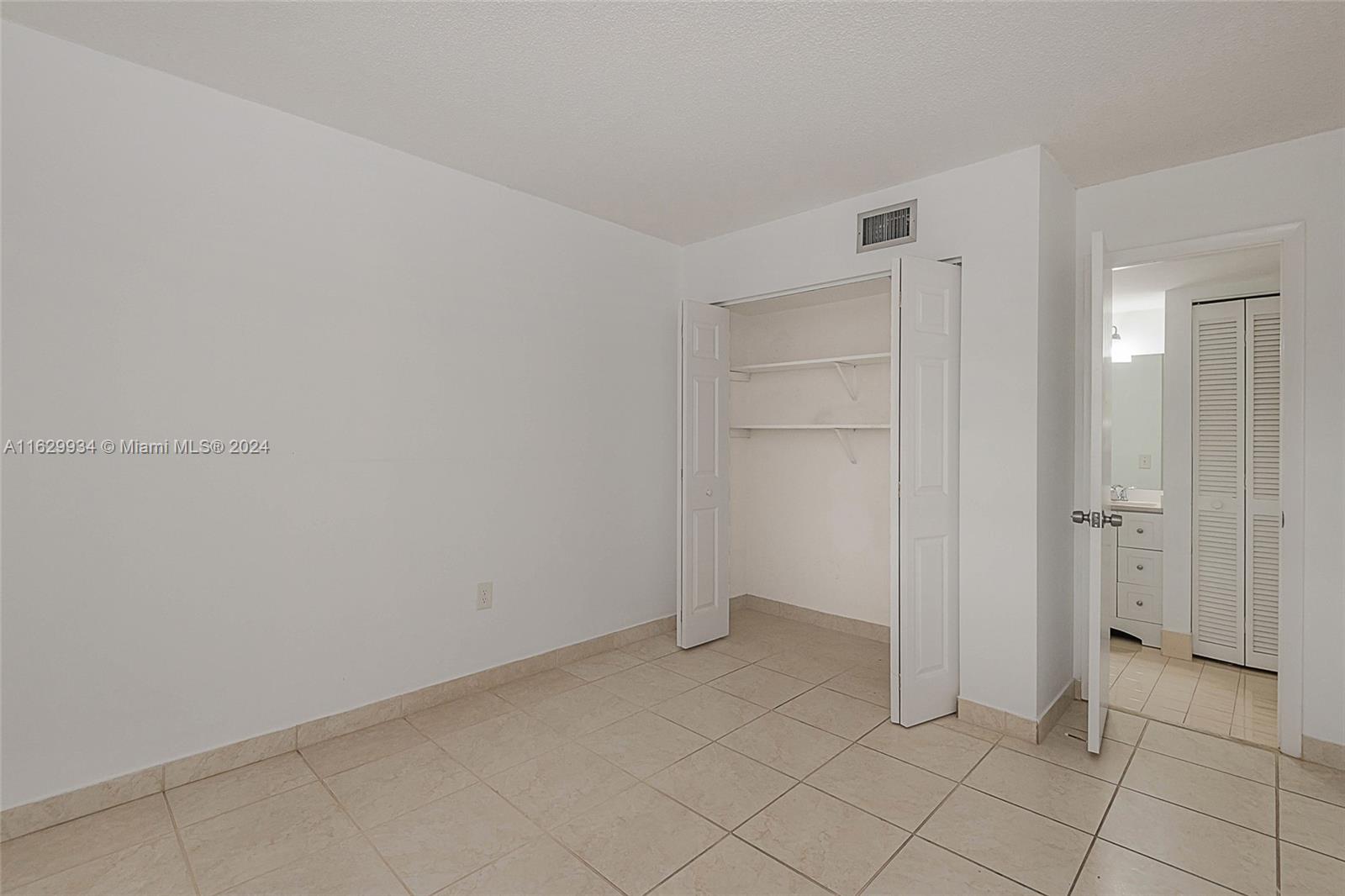 WESTCHESTER POINT CONDO - Residential Lease