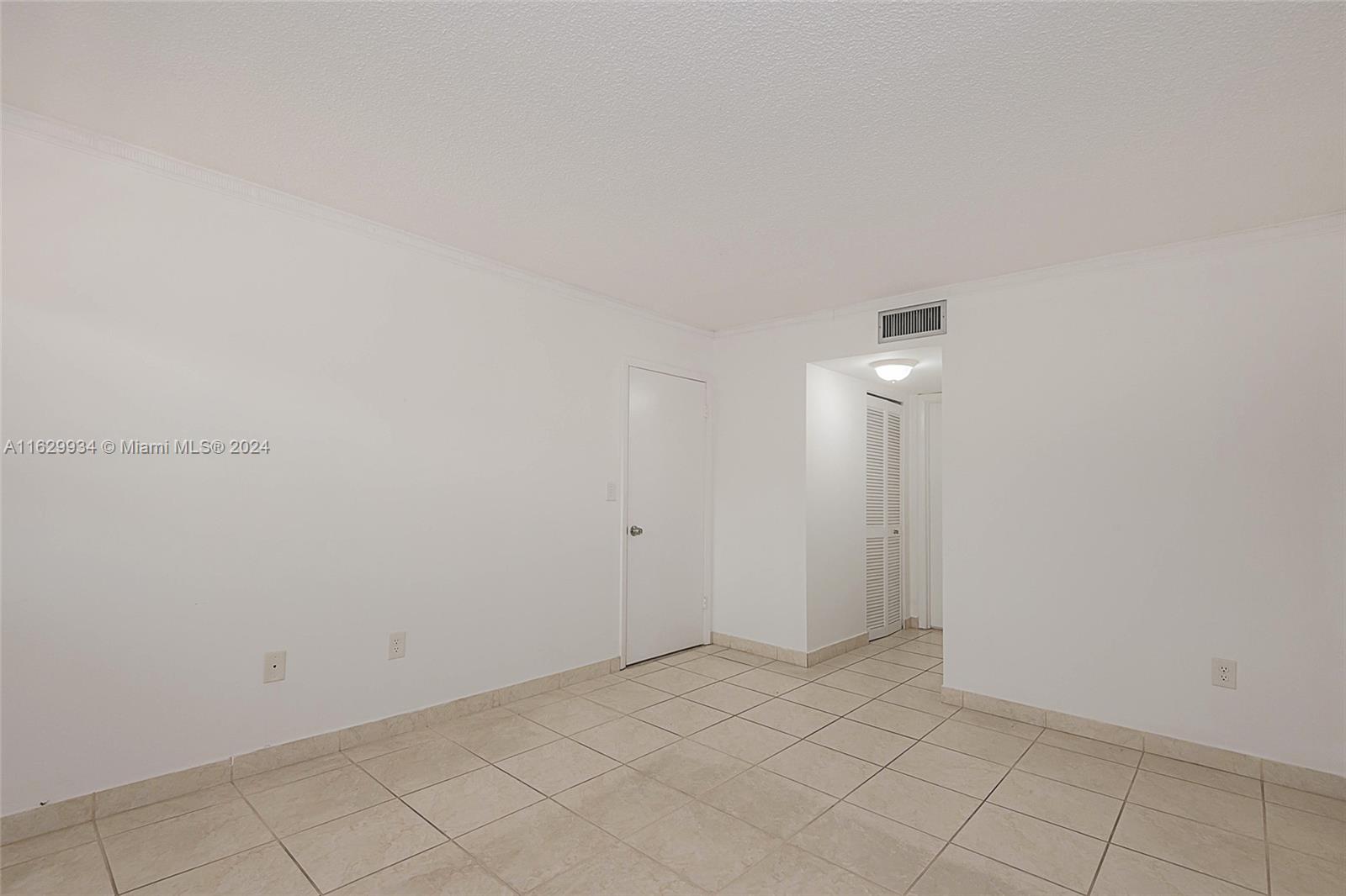 WESTCHESTER POINT CONDO - Residential Lease