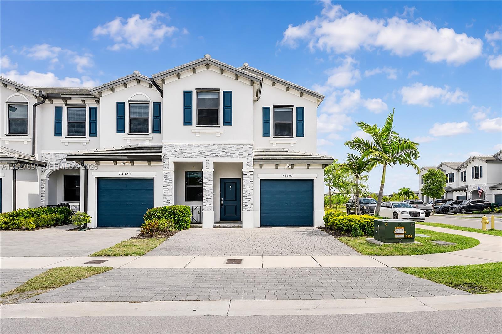 PINE ISLE - Residential