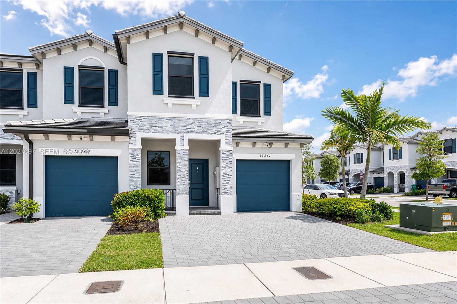 PINE ISLE - Residential