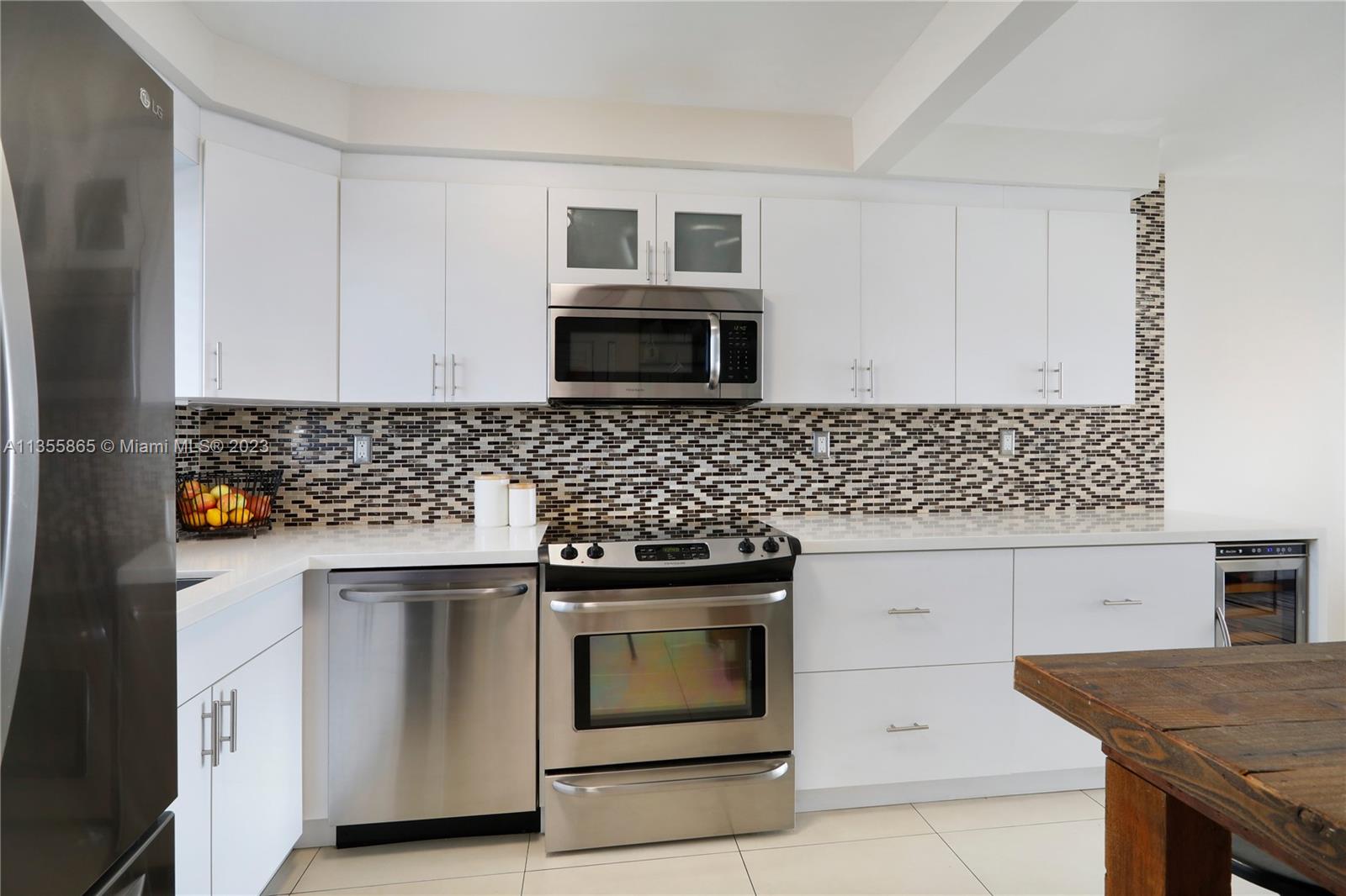 RIVER RUN CONDO PH I - Residential