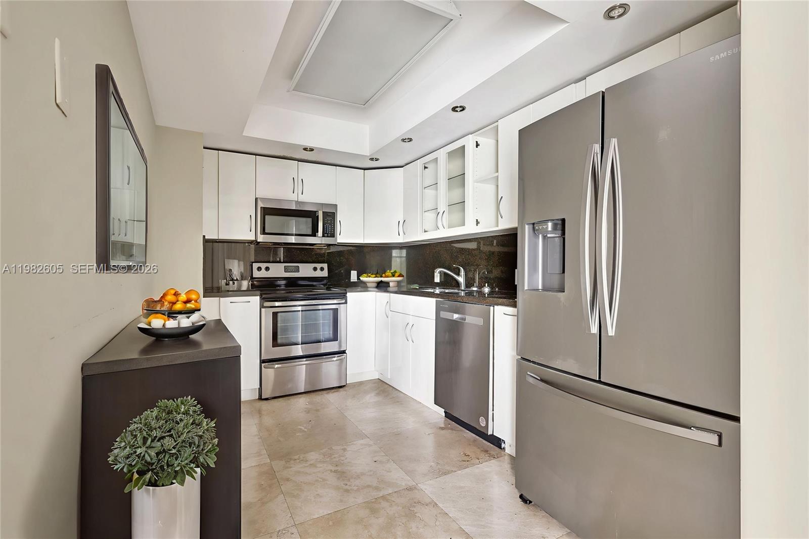 BONAVIDA CONDO - Residential