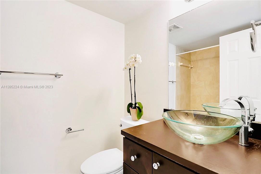 SOUTH FLAGLER CONDO - Residential Lease