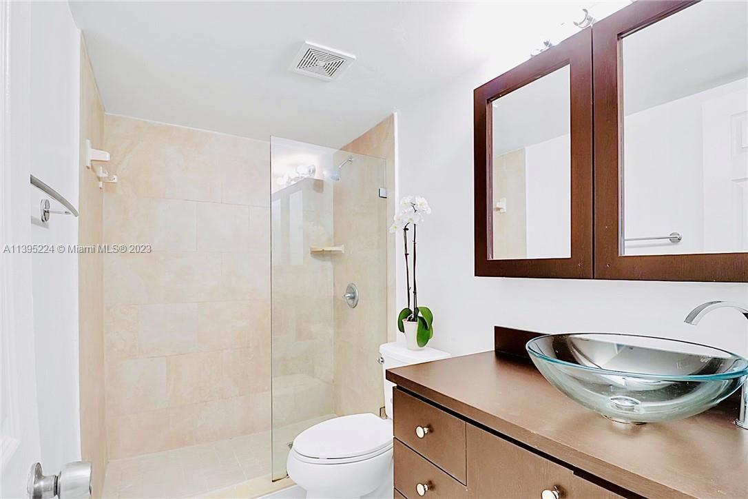 SOUTH FLAGLER CONDO - Residential Lease