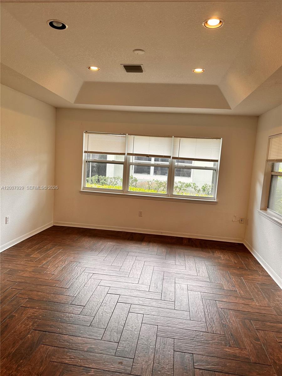 THE PRESERVE AT THE SAVAN - Residential