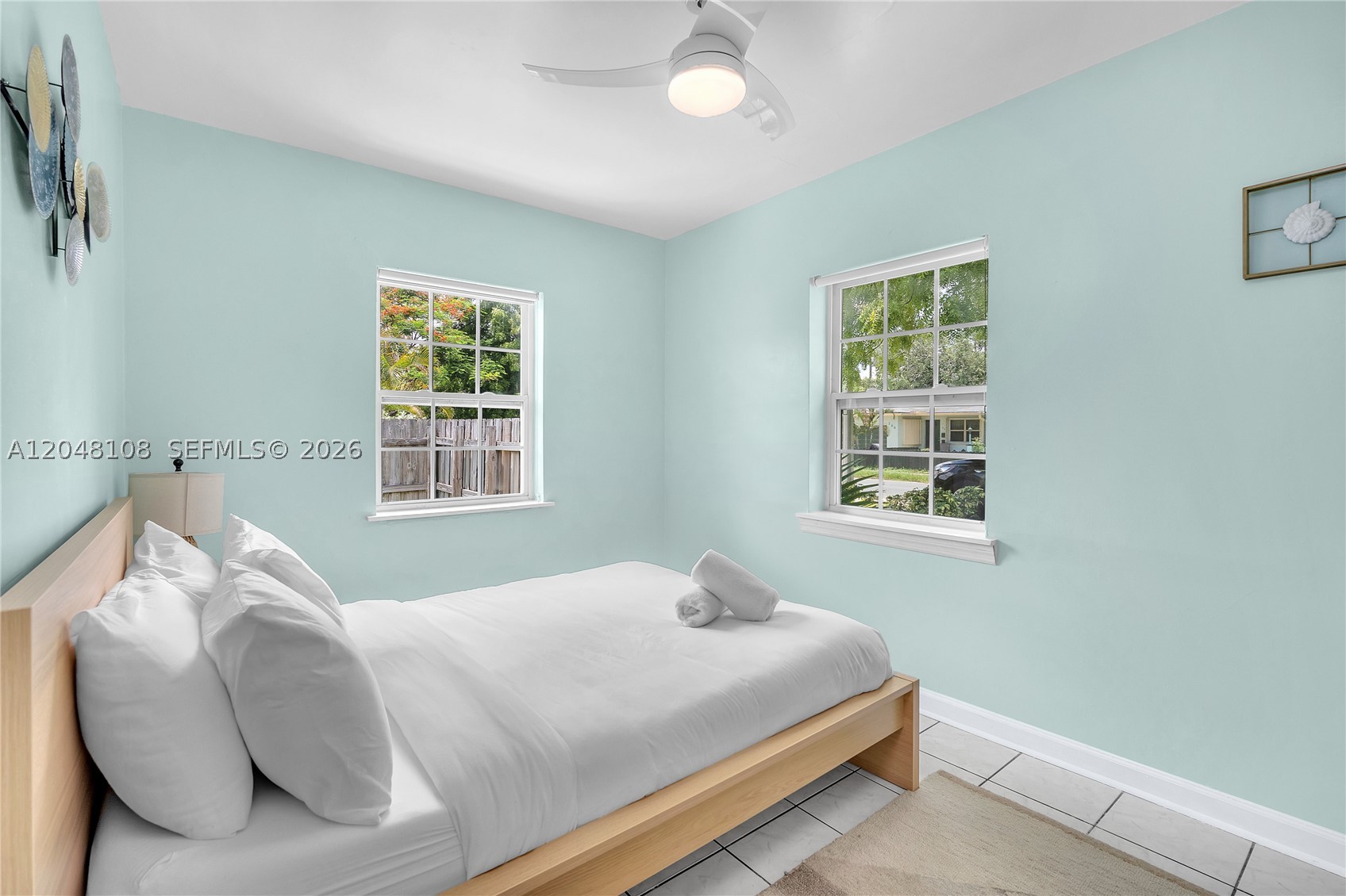 NORTH HOLLYWOOD - Residential Lease