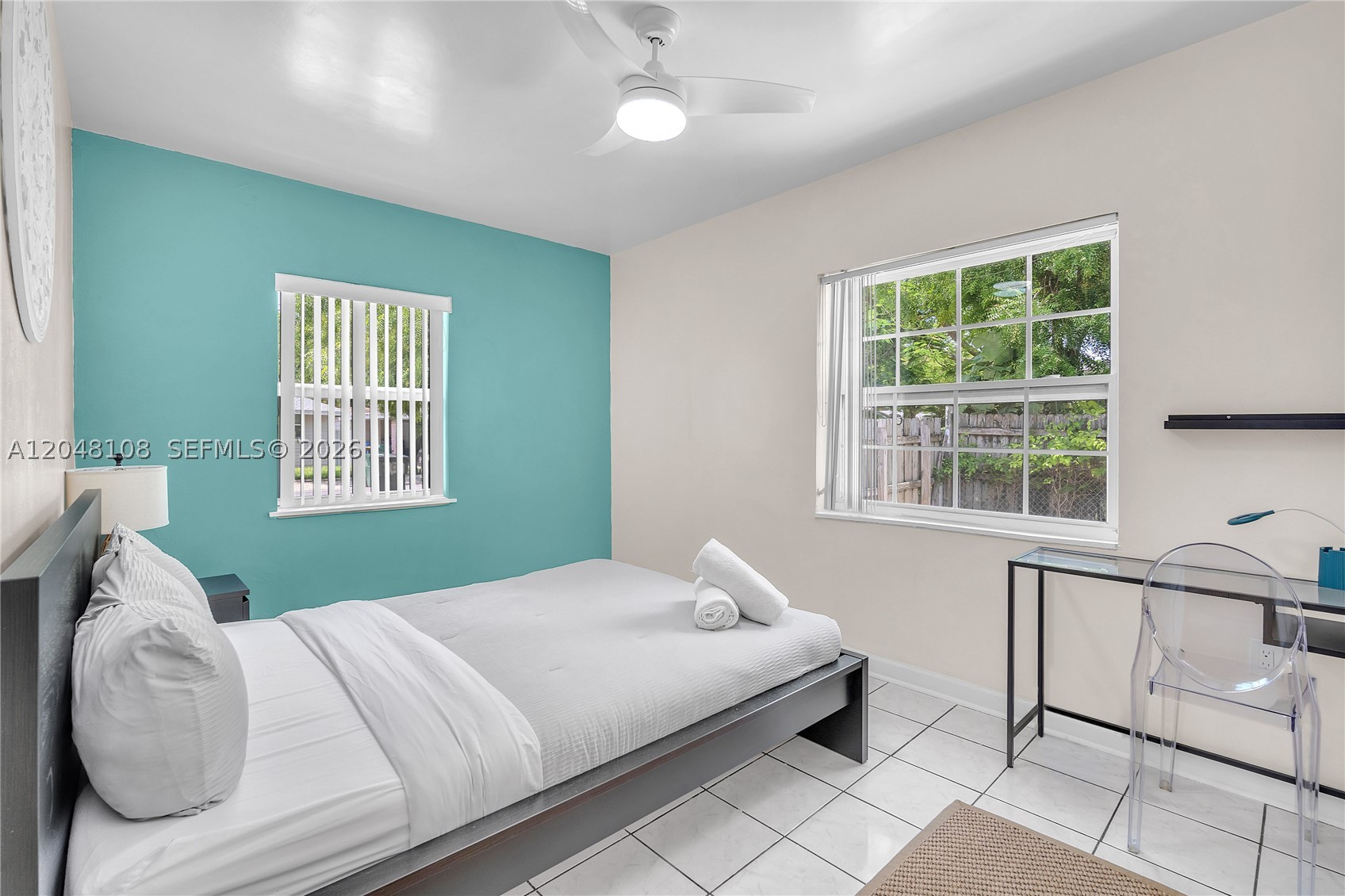 NORTH HOLLYWOOD - Residential Lease