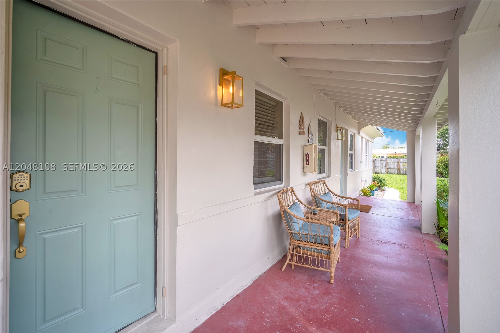 NORTH HOLLYWOOD - Residential Lease