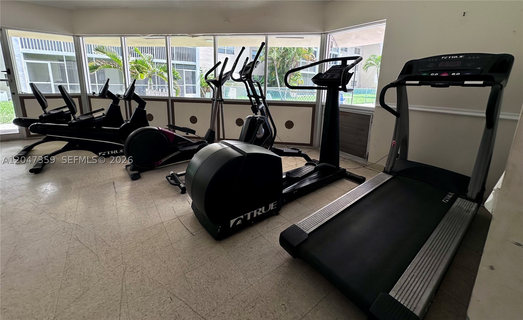MEADOWBROOK TOWERS CONDO - Residential Lease