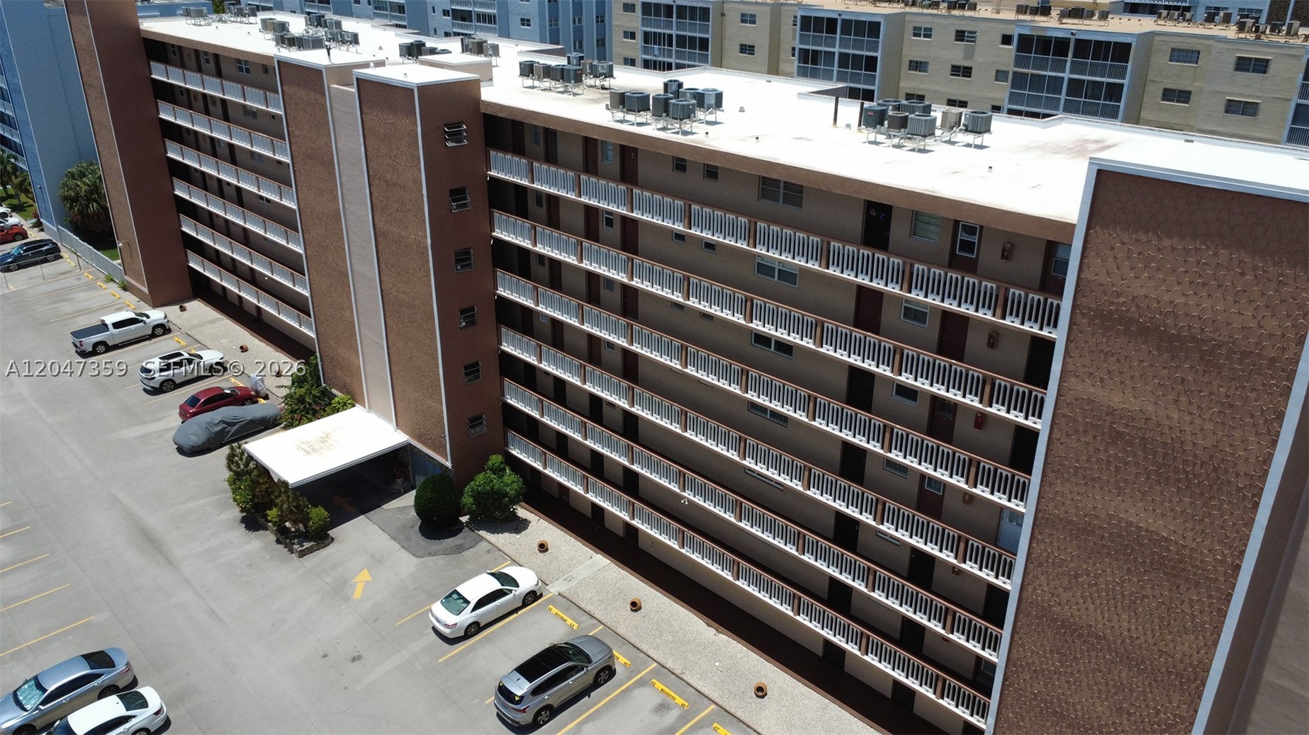 MEADOWBROOK TOWERS CONDO - Residential Lease