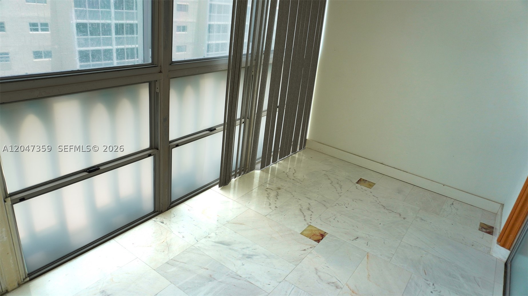 MEADOWBROOK TOWERS CONDO - Residential Lease