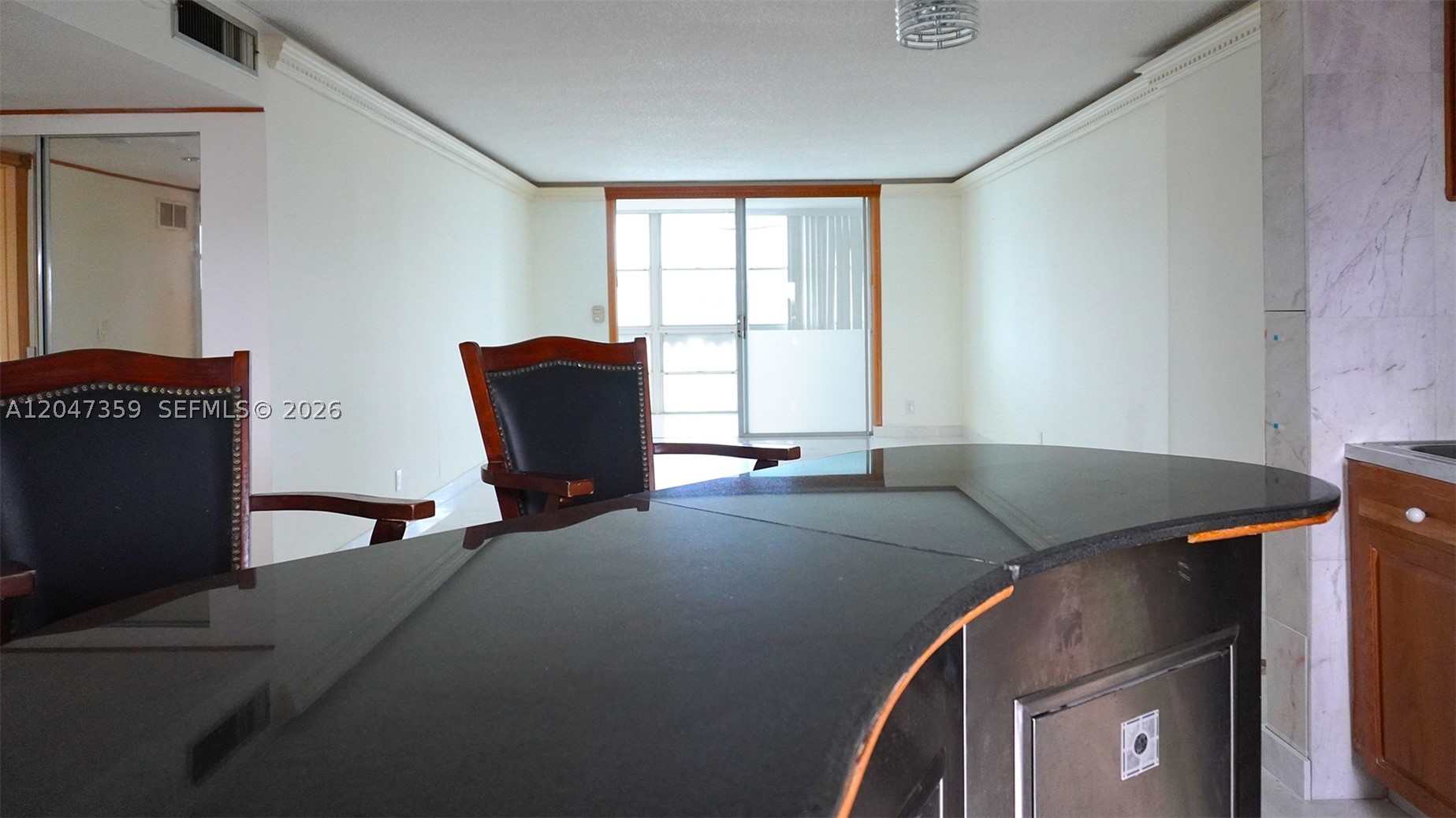 MEADOWBROOK TOWERS CONDO - Residential Lease
